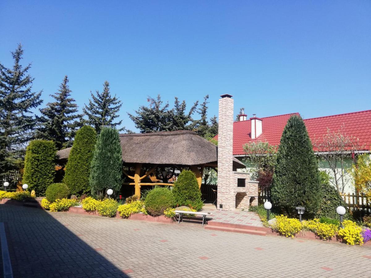 Noclegi I Restauracja Gracja Bełchatów Exteriér fotografie