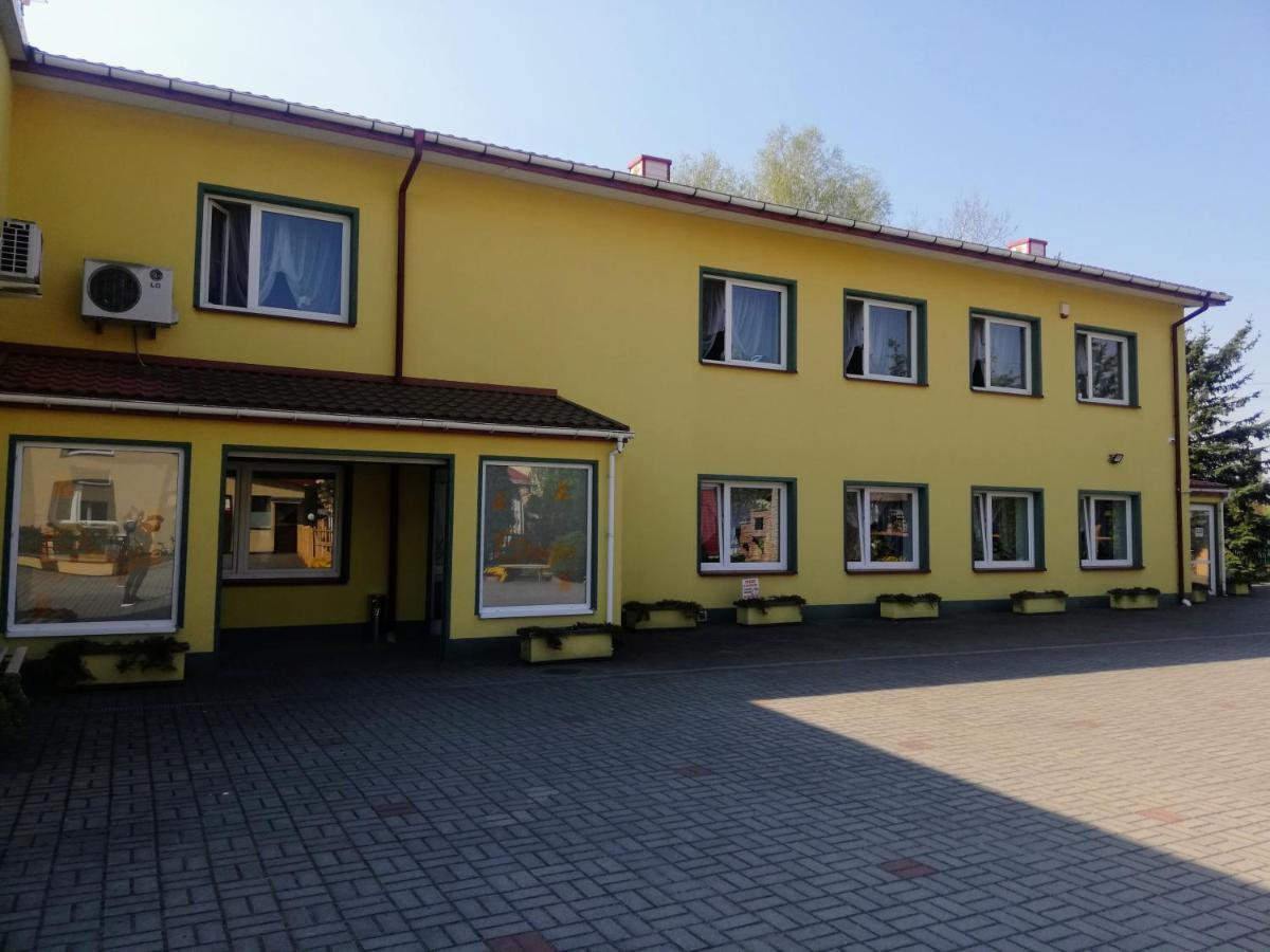Noclegi I Restauracja Gracja Bełchatów Exteriér fotografie